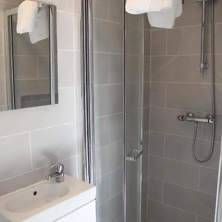 Maison d'hôtes Crawford House - Scholarlee Living Cork