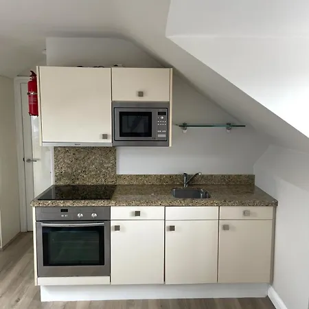 Crawford House - Scholarlee Living 코크