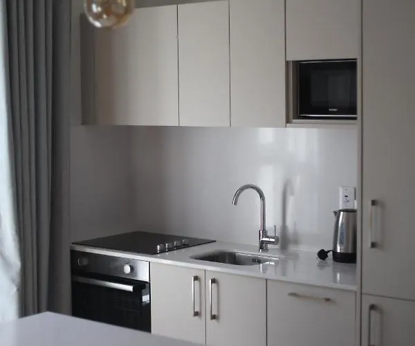 Crawford House - Scholarlee Living Gæstehus