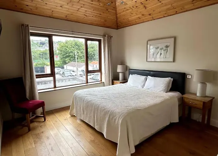 Гостевой дом Crawford House - Scholarlee Living Корк