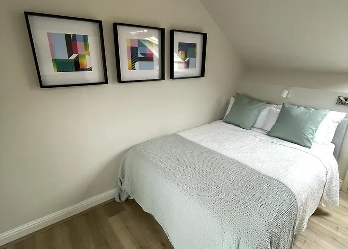 Crawford House - Scholarlee Living